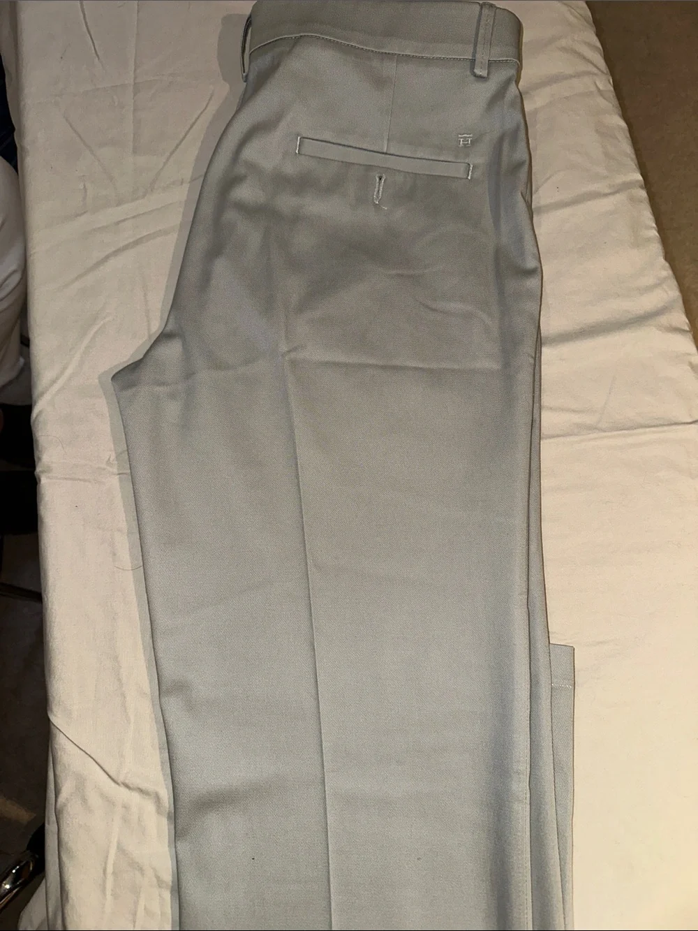 Haggar Men's Light Gray Dress Pants Slim Fit Premium No Iron Khaki